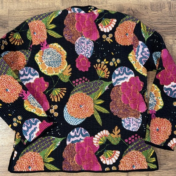 Colorful Women's Jacket with Floral Design - Picture 8 of 10